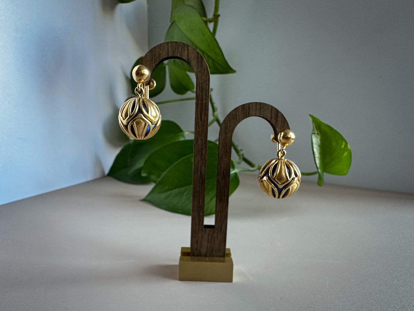 Forstner Drop Dome Gold Earrings