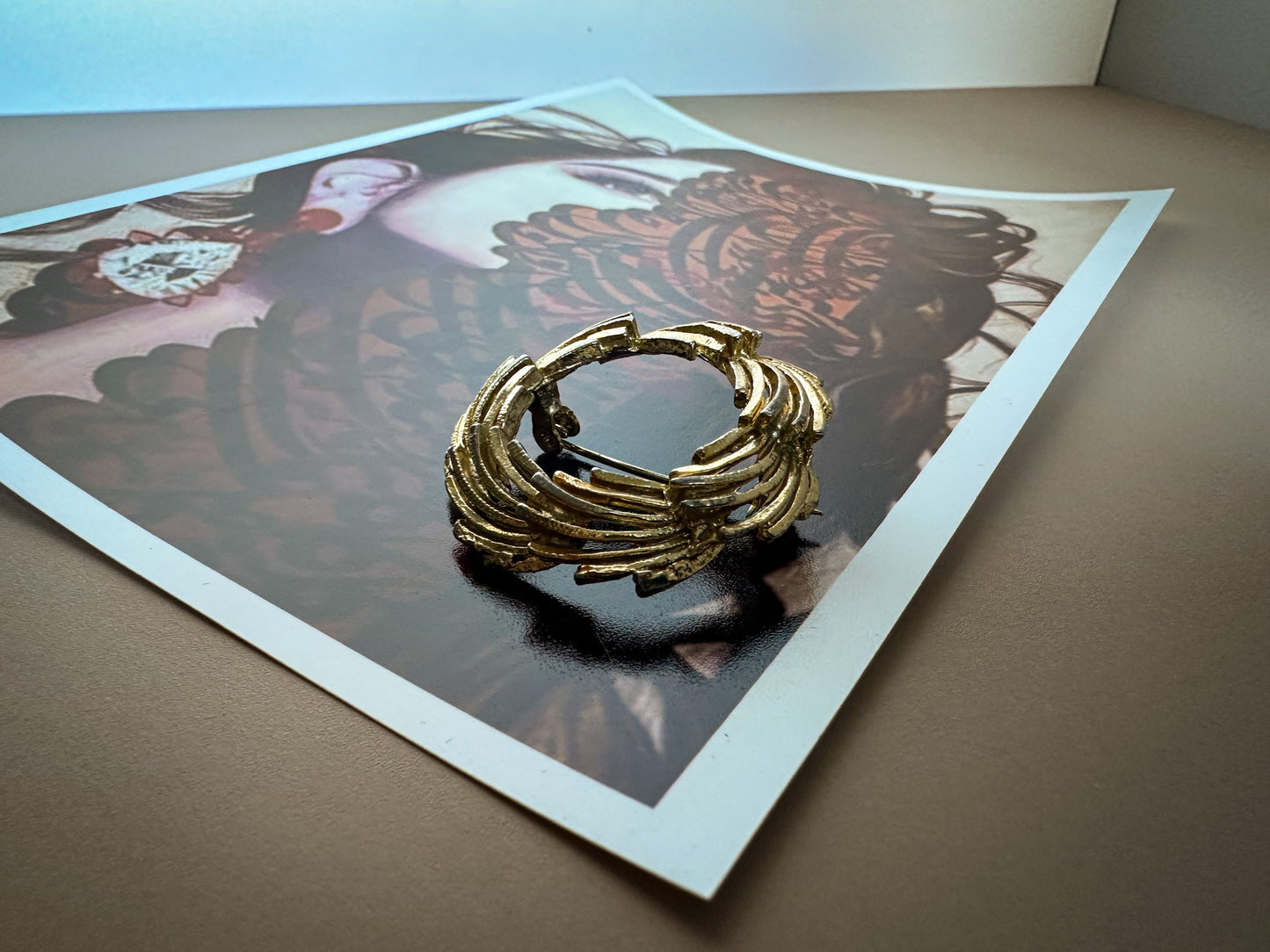 Textured Gold Modernist Circle Brooch
