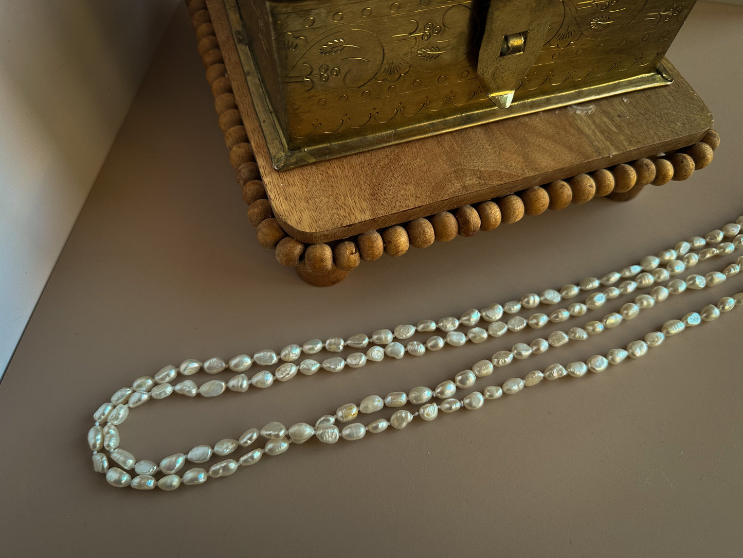 Irregular Vintage Faux Pearl Necklace