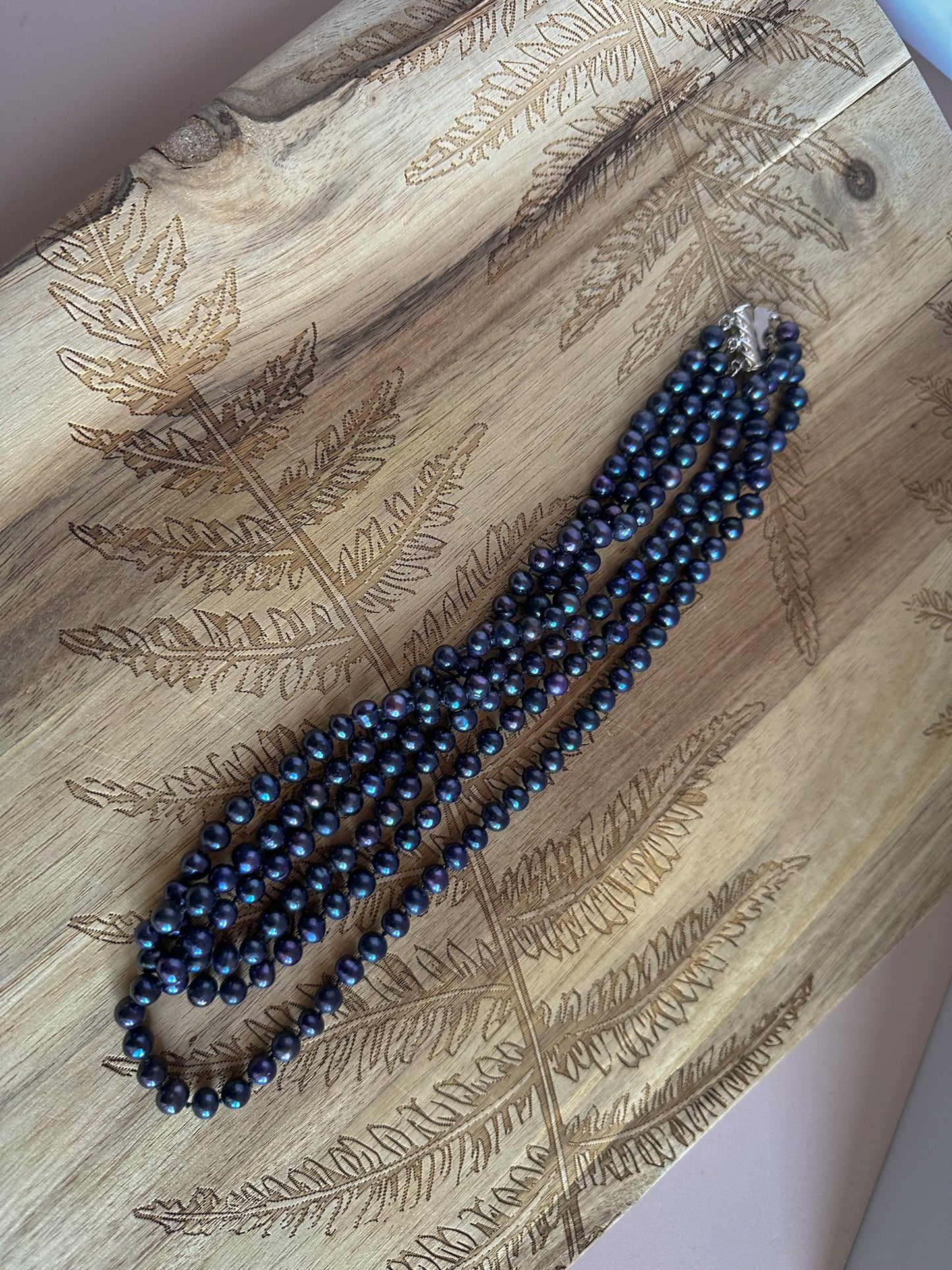 Faux Multi-layer Dark Gray/Blue Pearl Necklace