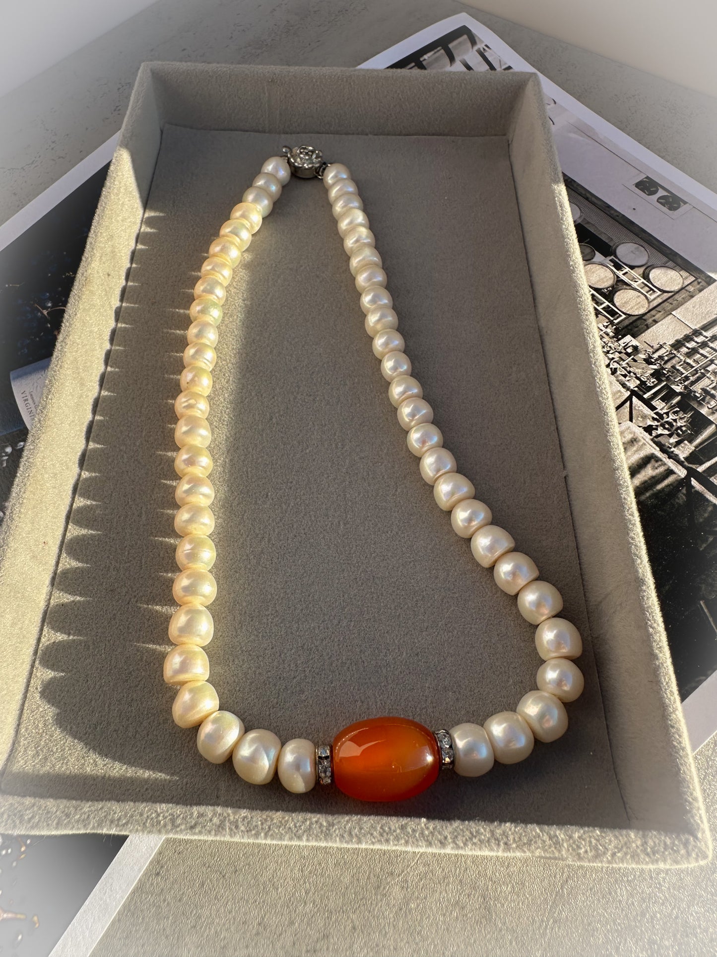 Creamy White Pearl Necklace Brown Stone