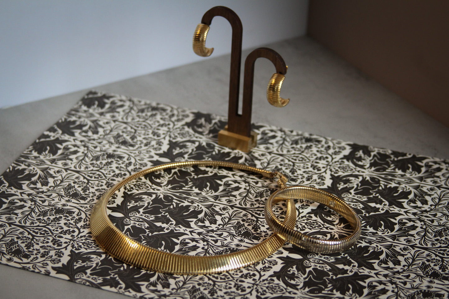 Park Lane Ribbed Gold-Tone Jewelry Set – Necklace, Earrings & Bracelet