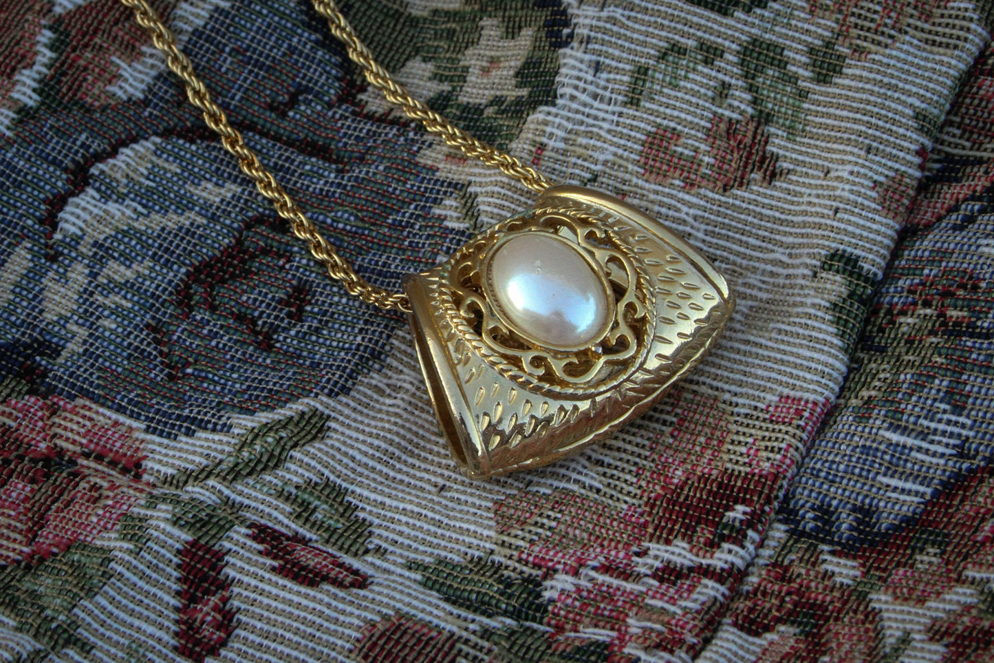 Gold-Tone Architectural Pendant Necklace with Faux Pearl Accent