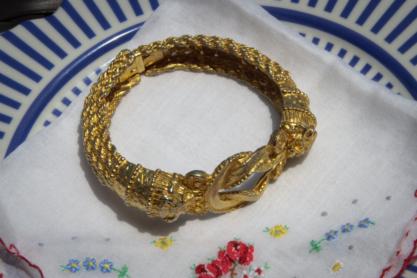Lion Head Gold-Tone Statement Bracelet – 1980s Power Glam