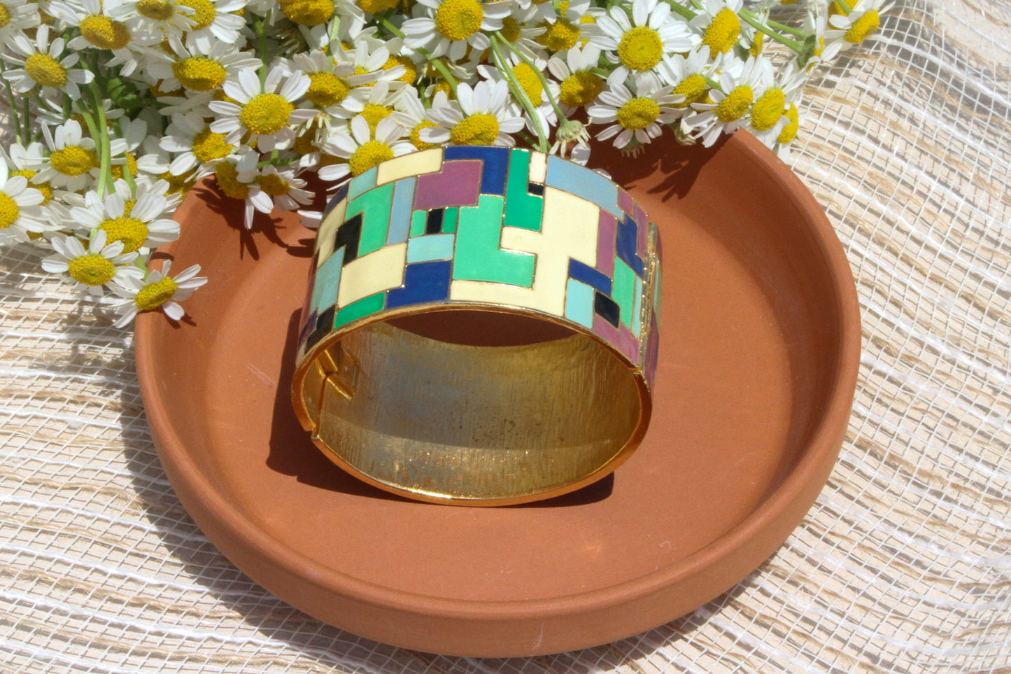 Colorblock Geometric Enamel Hinged Bangle – 1980s Statement Bracelet