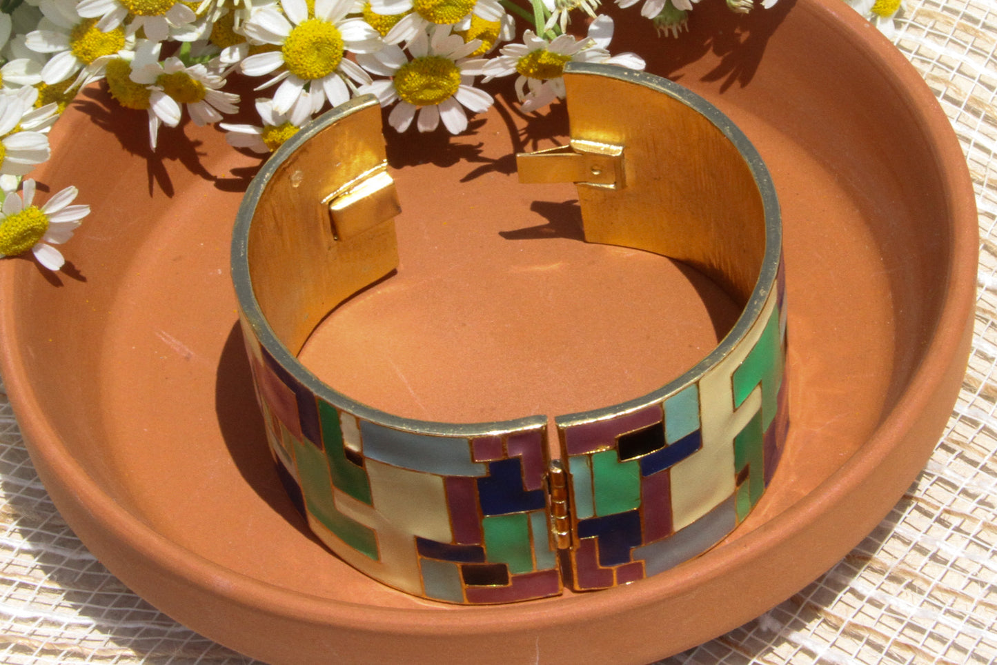 Colorblock Geometric Enamel Hinged Bangle – 1980s Statement Bracelet