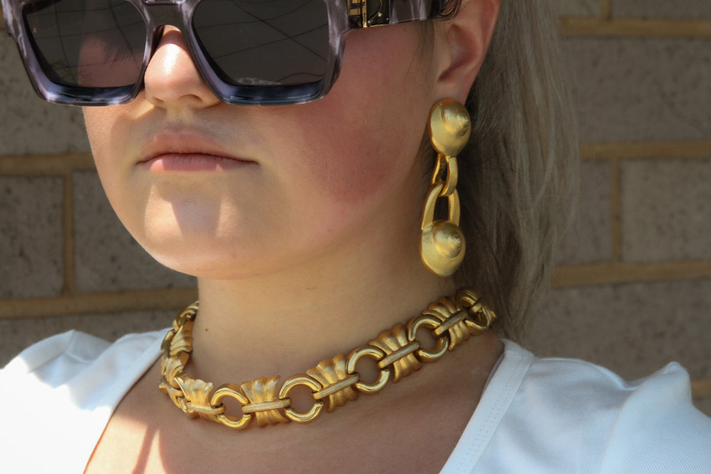 Bold & Gilded: 1980s Chunky Couture Statement Necklace