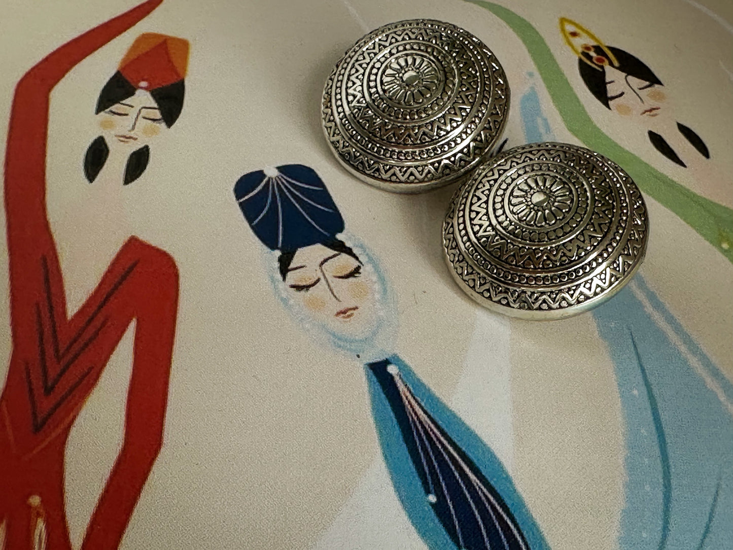 Silver-Tone Medallion Clip-On Earrings – Bohemian Etched Design