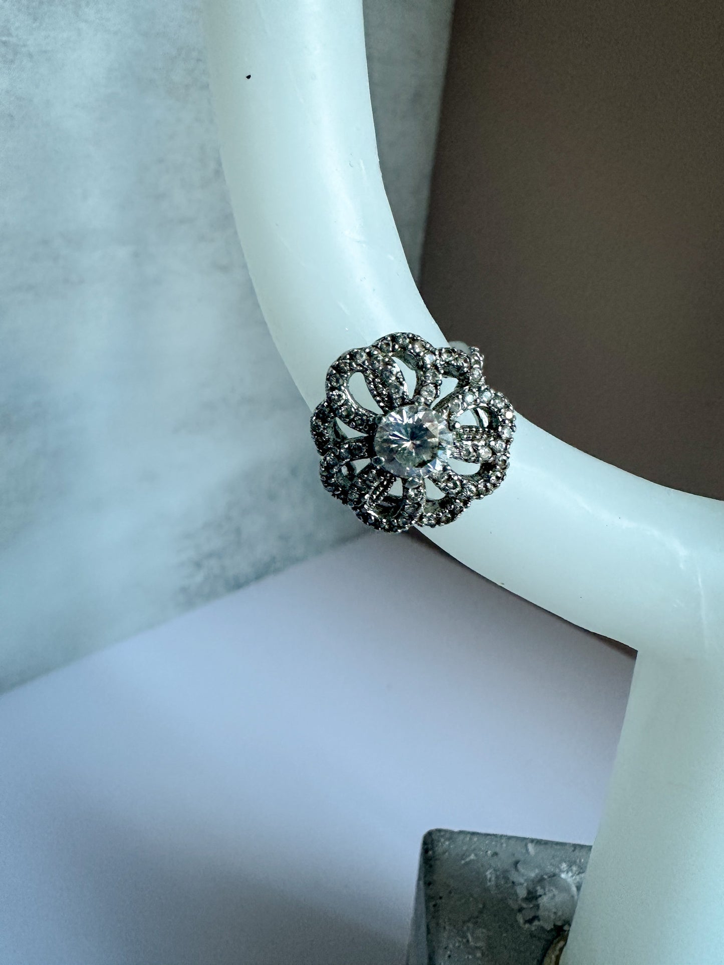 Floral Rhinestone Ring