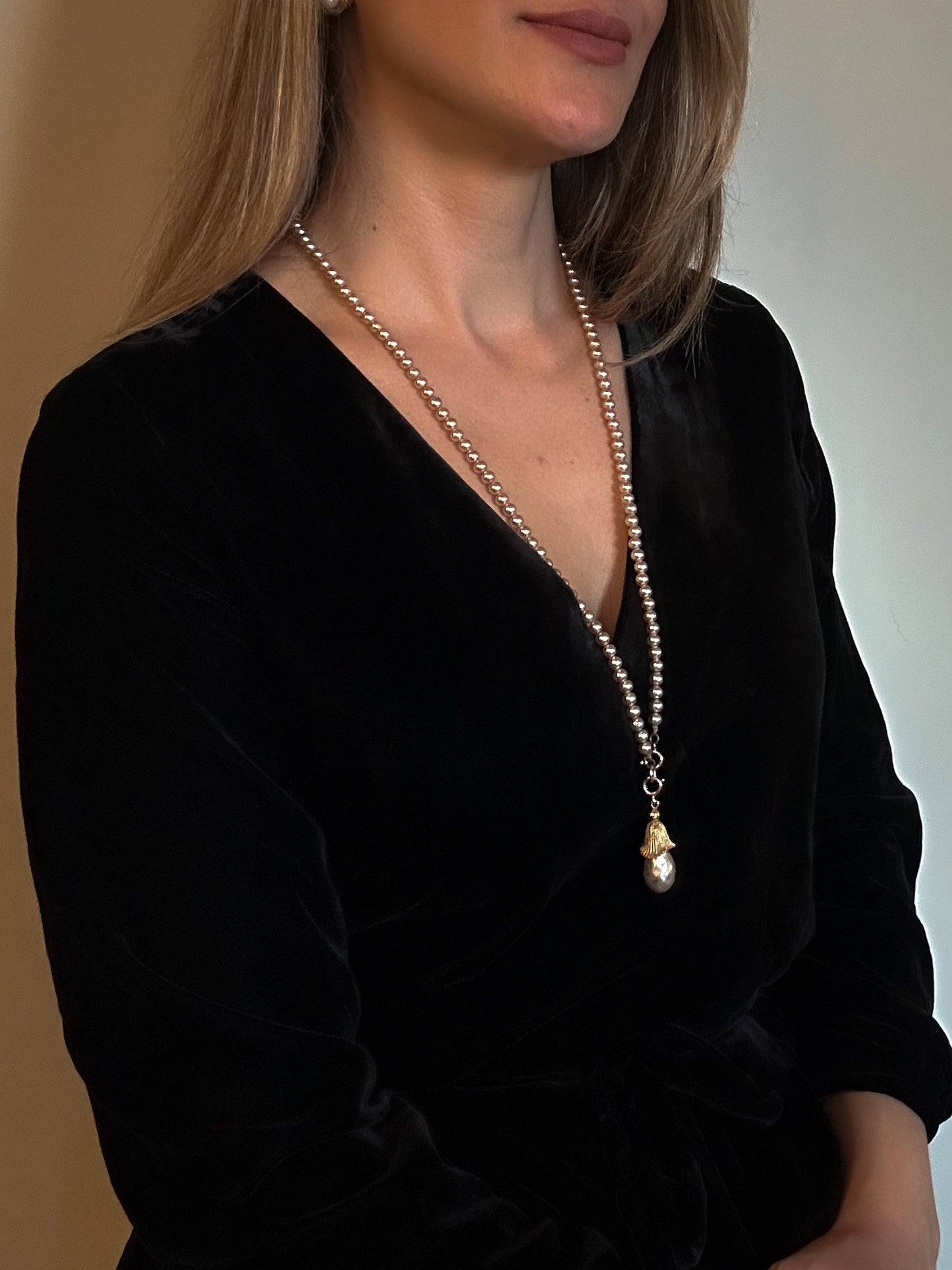 Sarah Coventry Faux Pearl Acorn Gold Necklace
