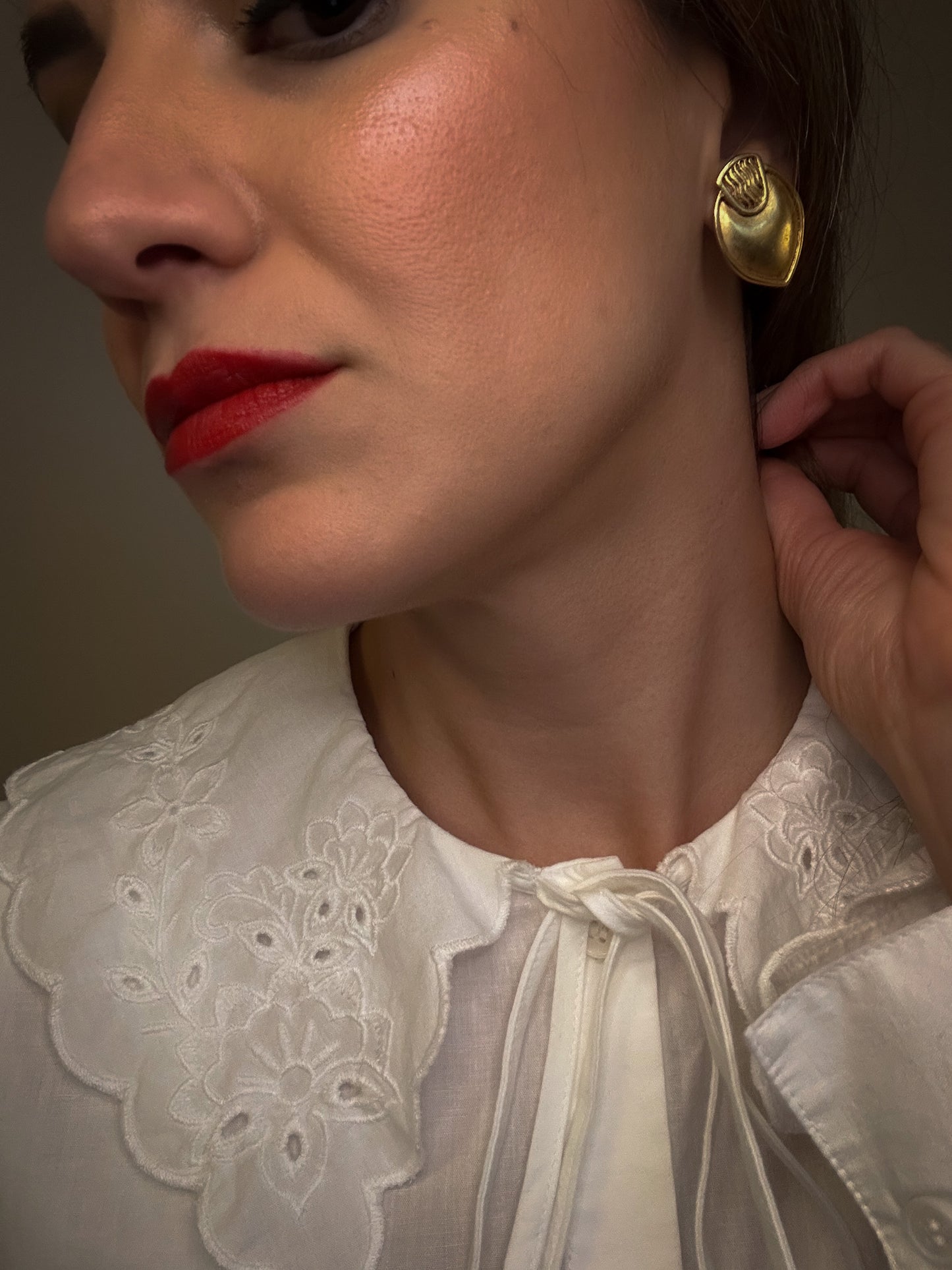 Leaf-Shaped Gold Statement Earrings – 1980s Matte Finish