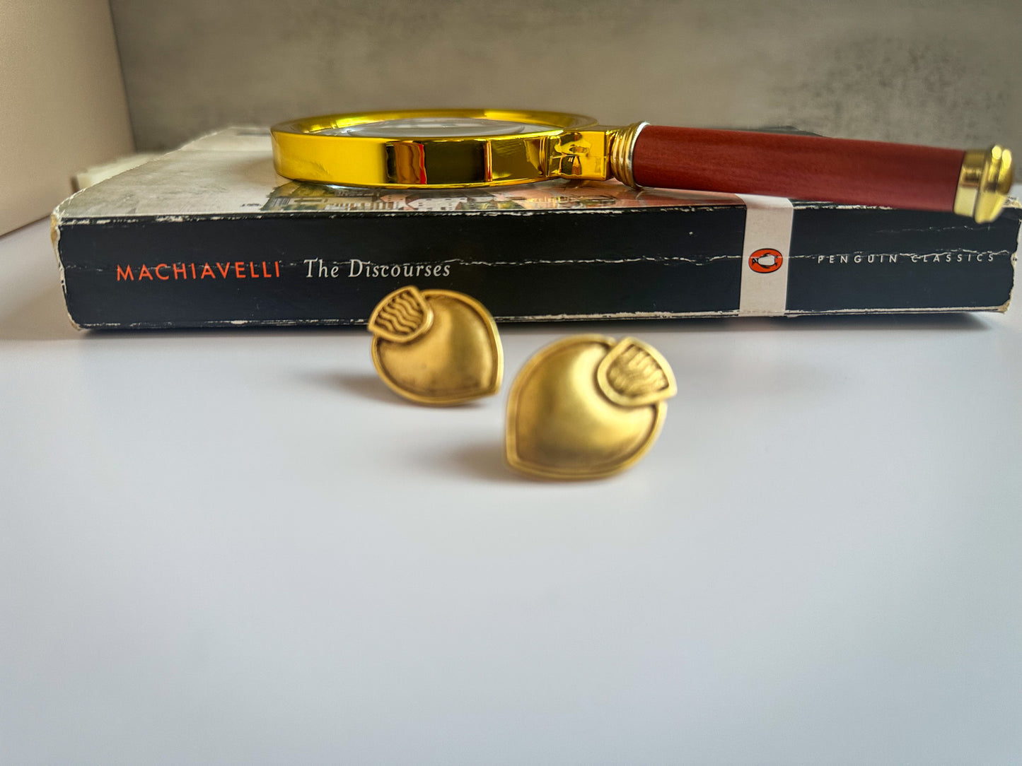 Leaf-Shaped Gold Statement Earrings – 1980s Matte Finish