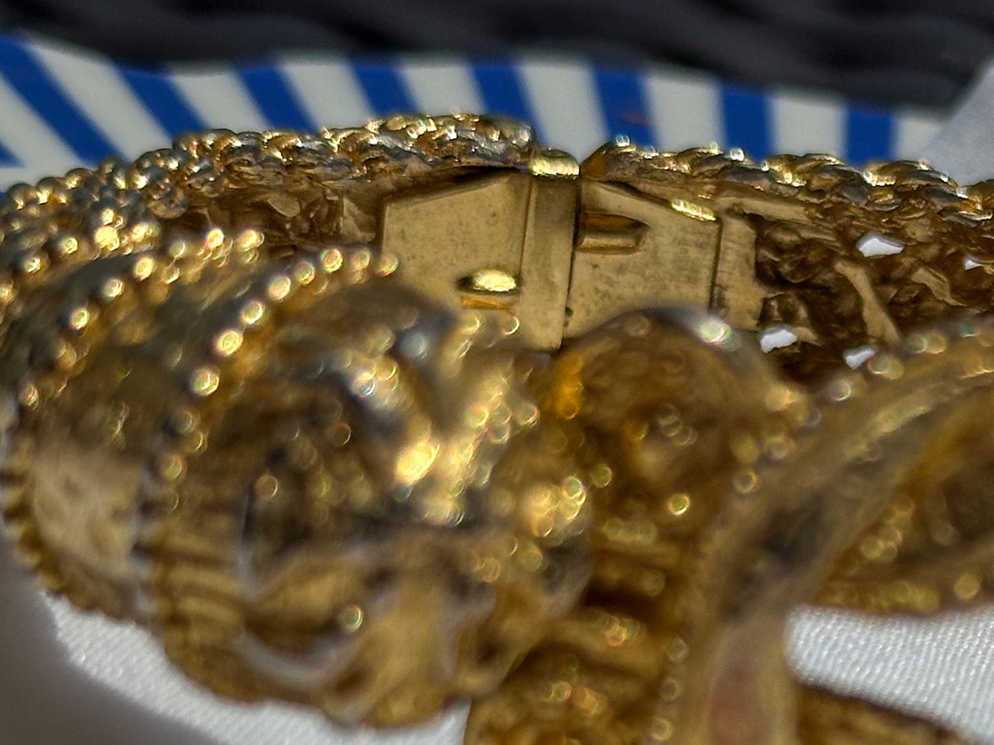 Lion Head Gold-Tone Statement Bracelet – 1980s Power Glam