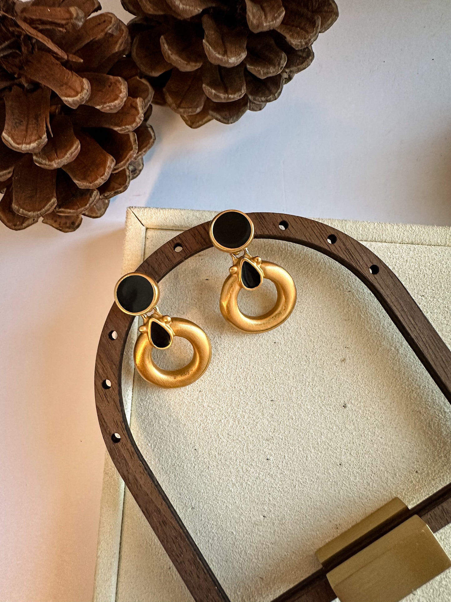 AK Matt Gold Earrings with Black Teardrop