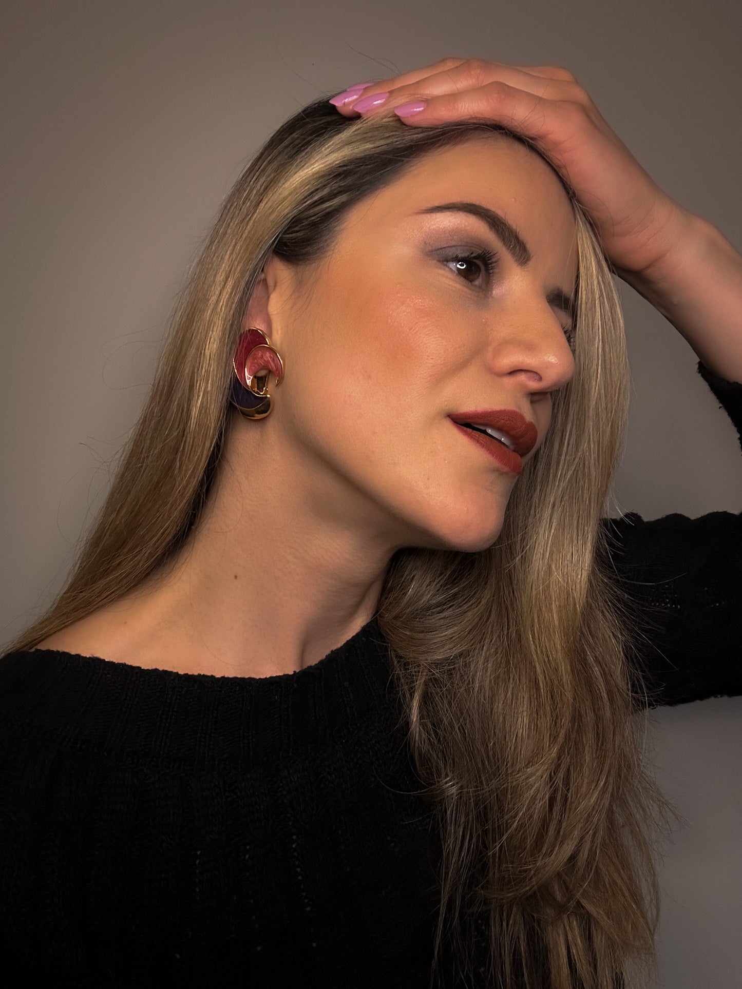 Retro Swirl Enamel Clip-On Earrings – Red, Purple & Gold