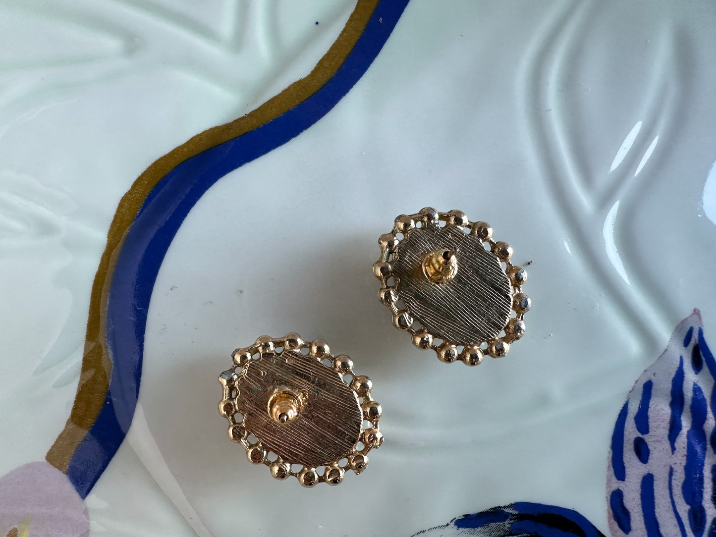 Black Oval Cabochon Stud Earrings – Gold Beaded Edge