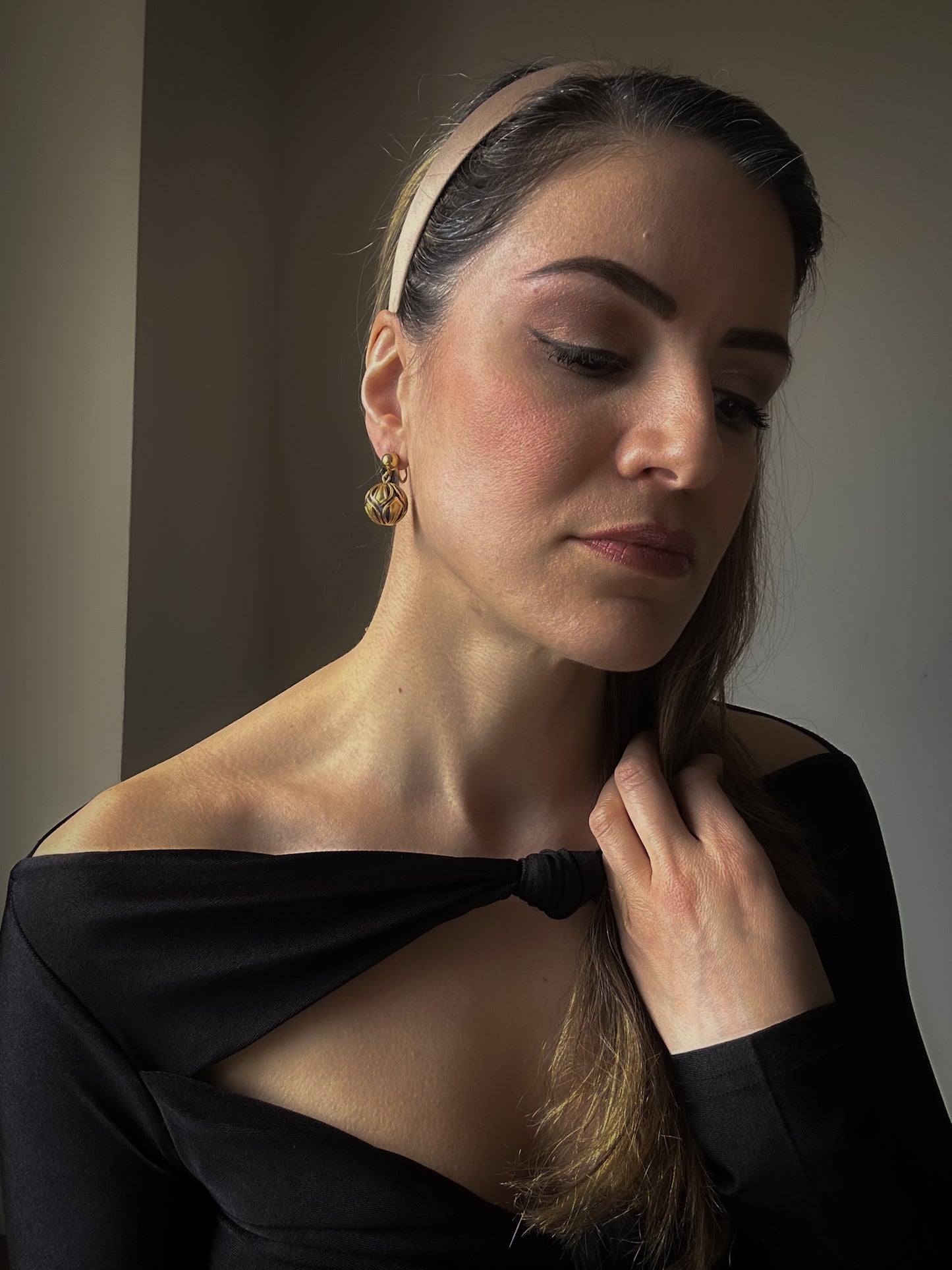 Forstner Drop Dome Gold Earrings