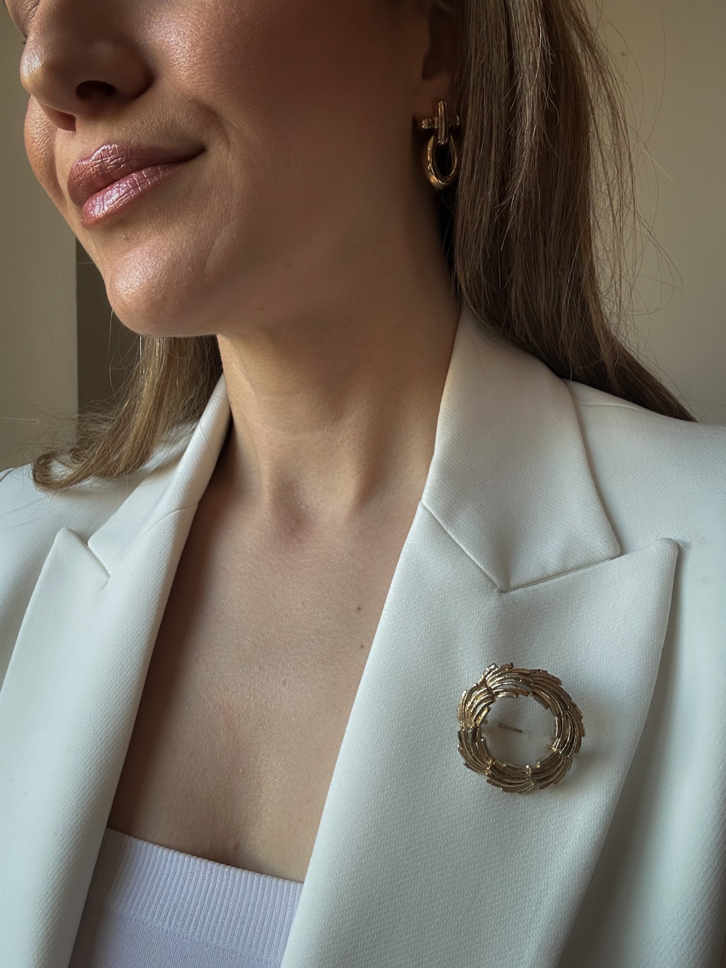 Textured Gold Modernist Circle Brooch