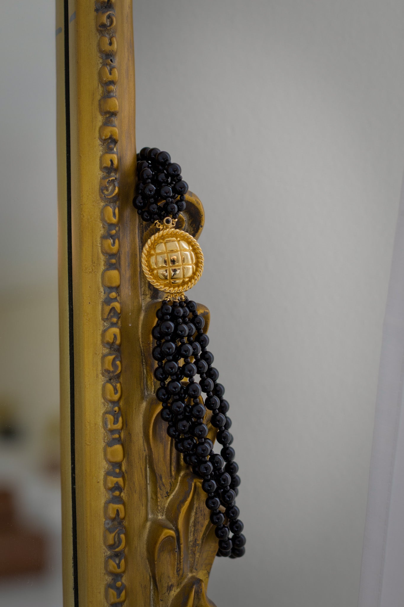 Midnight Glamour Beaded Necklace with Gold Medallion