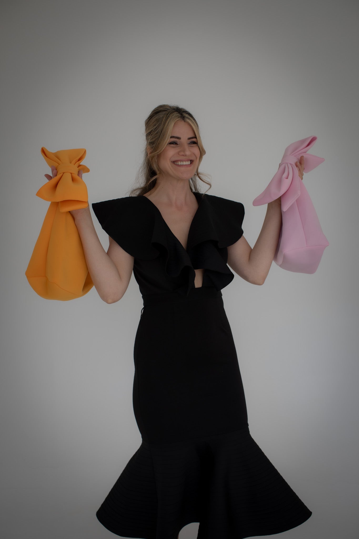 The Bella Bow Clutch – Statement Elegance for Every Occasion