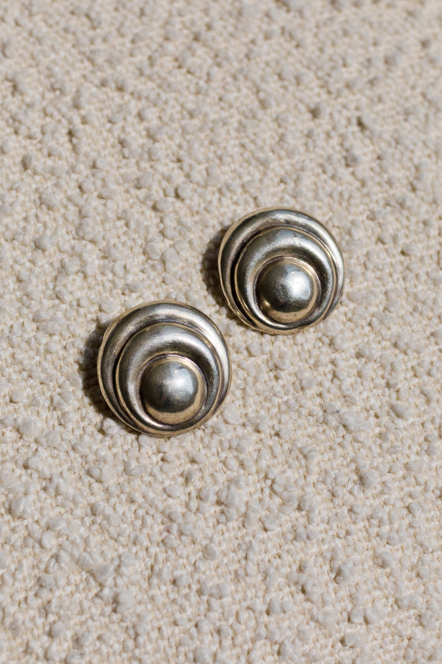 Modernist Sterling Silver Domed Clip-On Earrings – 925 Mexico