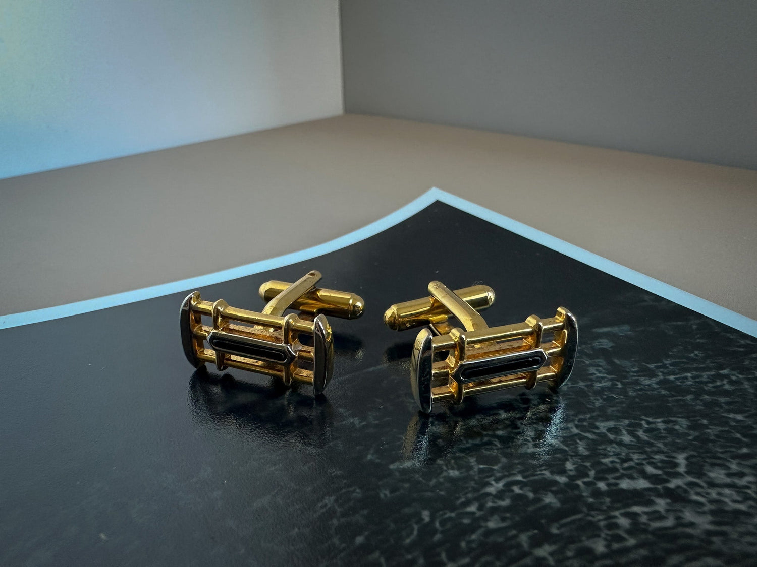 Cufflinks