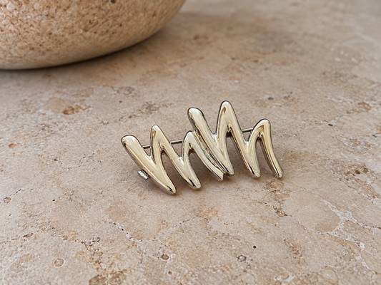 Silver-Tone Abstract Zigzag Brooch – Modernist Wave Statement Pin