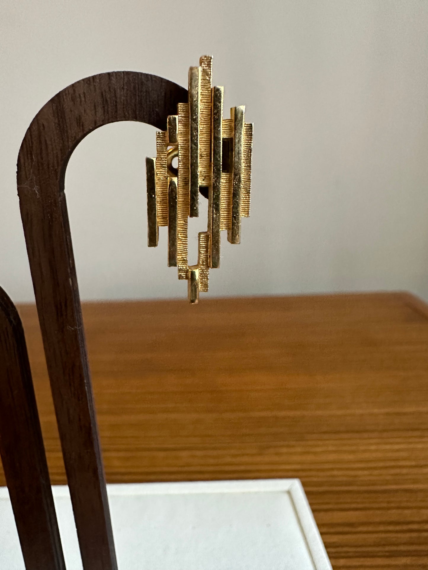 Trifari 1970s Modernist Gold Geometric Clip-On Earrings