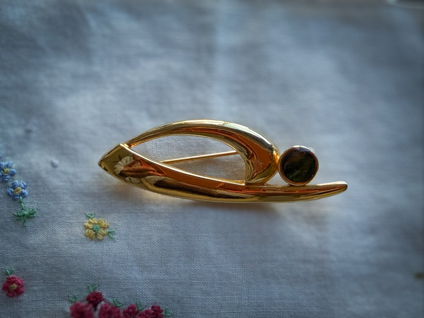 Gold-Tone Pierced Earrings & Matching Brooch Set | Classic Statement Jewelry