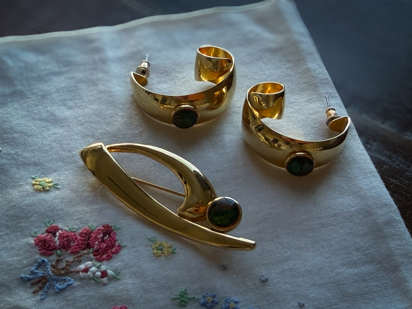 Gold-Tone Pierced Earrings & Matching Brooch Set | Classic Statement Jewelry