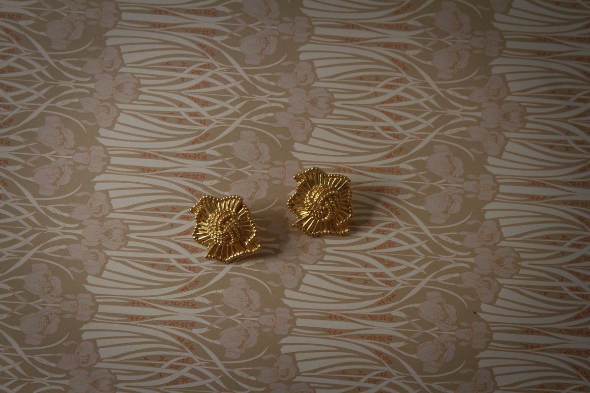 Gold Tone Seashell Pierced Earrings – Textured Nautical Statement Earrings