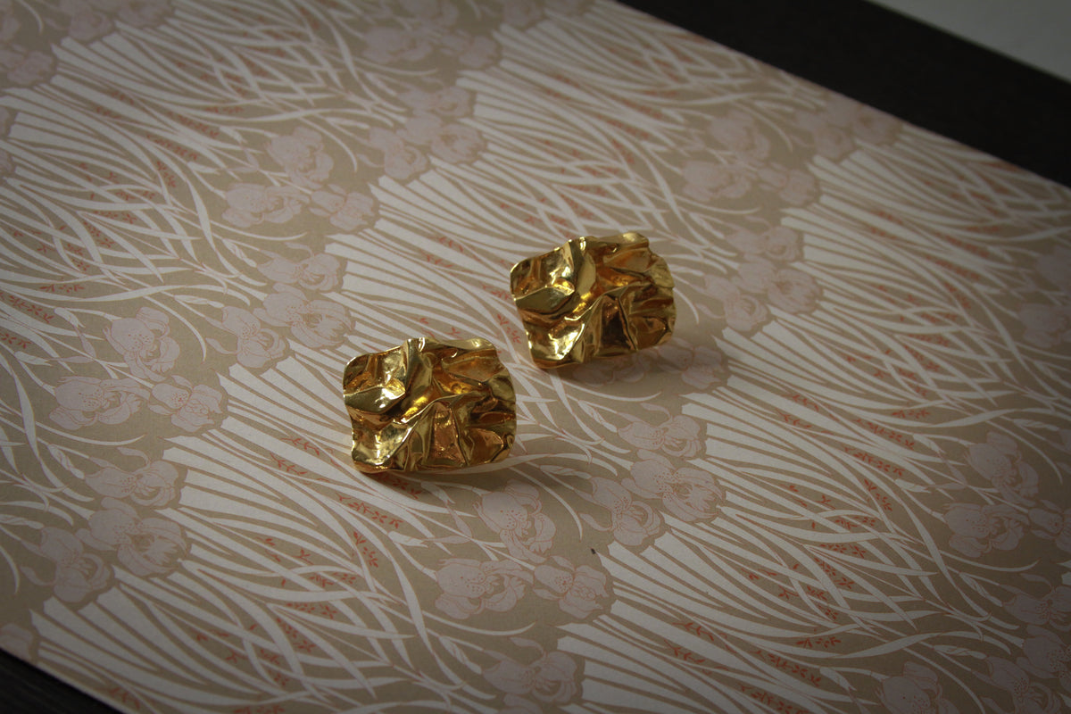 Gold Tone Crumpled Metal Statement Pierced Earrings – Textured Abstract Rectangular Earrings