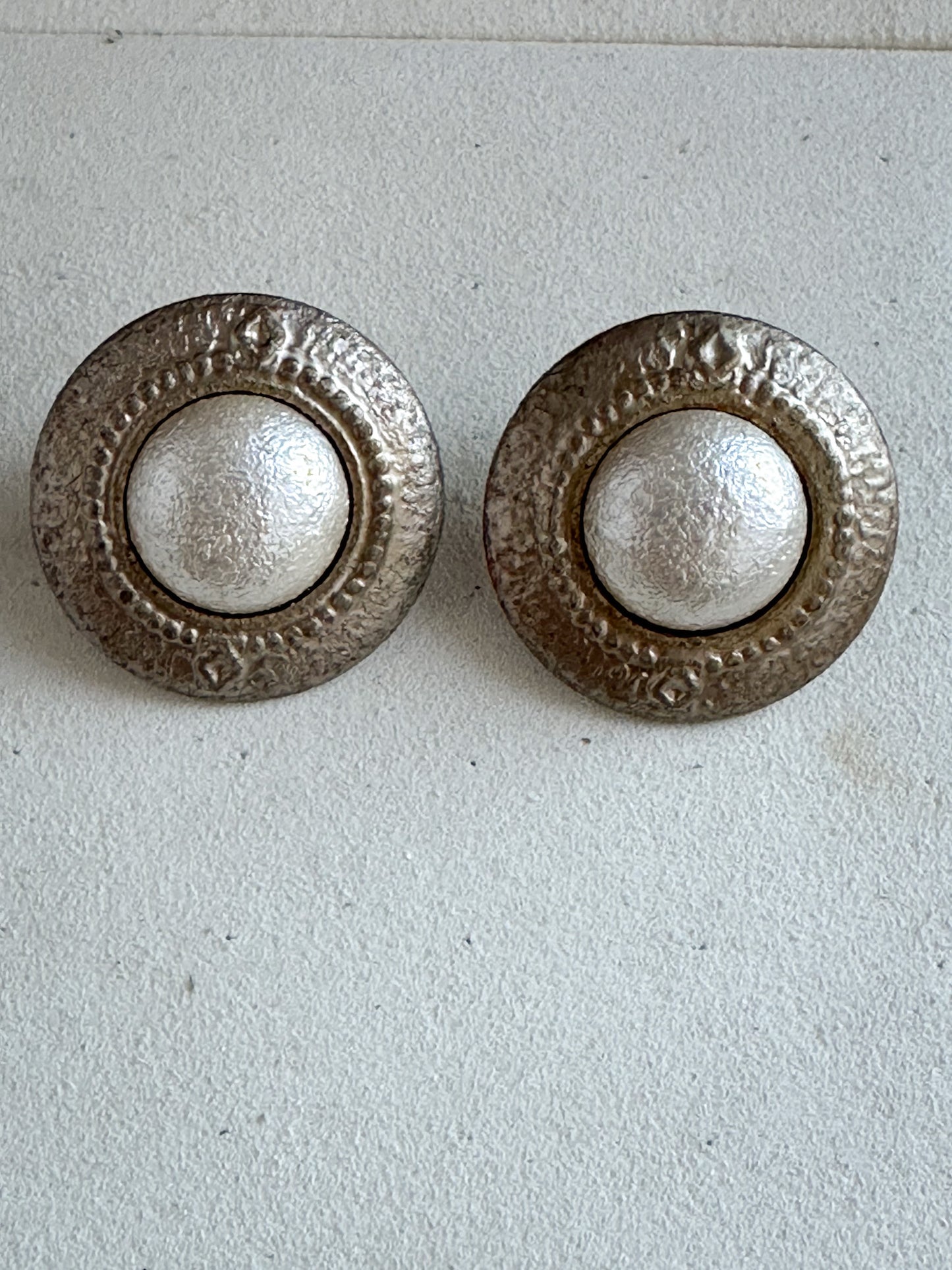 1990s Pierced White Round Earrings