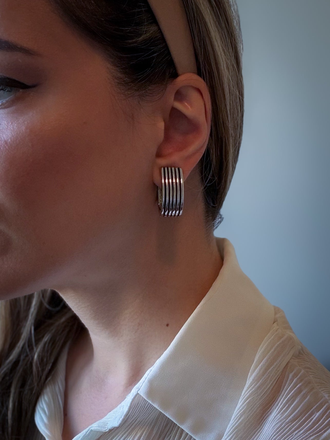 Ribbed Gold & Silver-Tone Clasp Earrings | Mid-Century Modern Sculptural Clip Ons