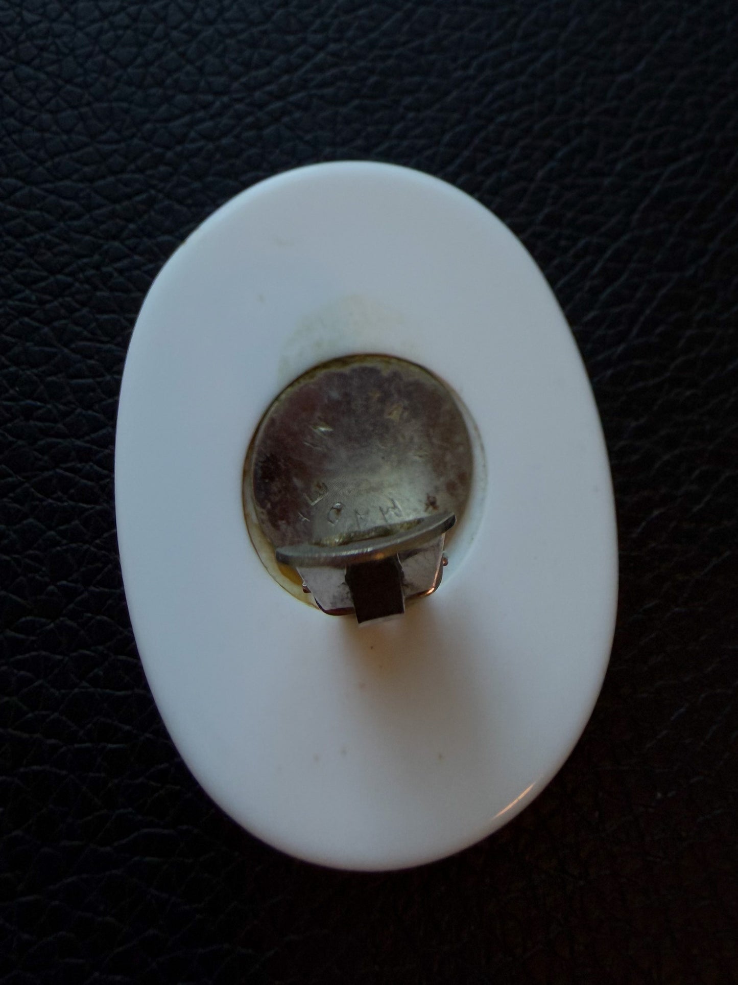 1960s Red & White Mod Oval Clip-On Earrings | Graphic Pop Art Statement Earrings