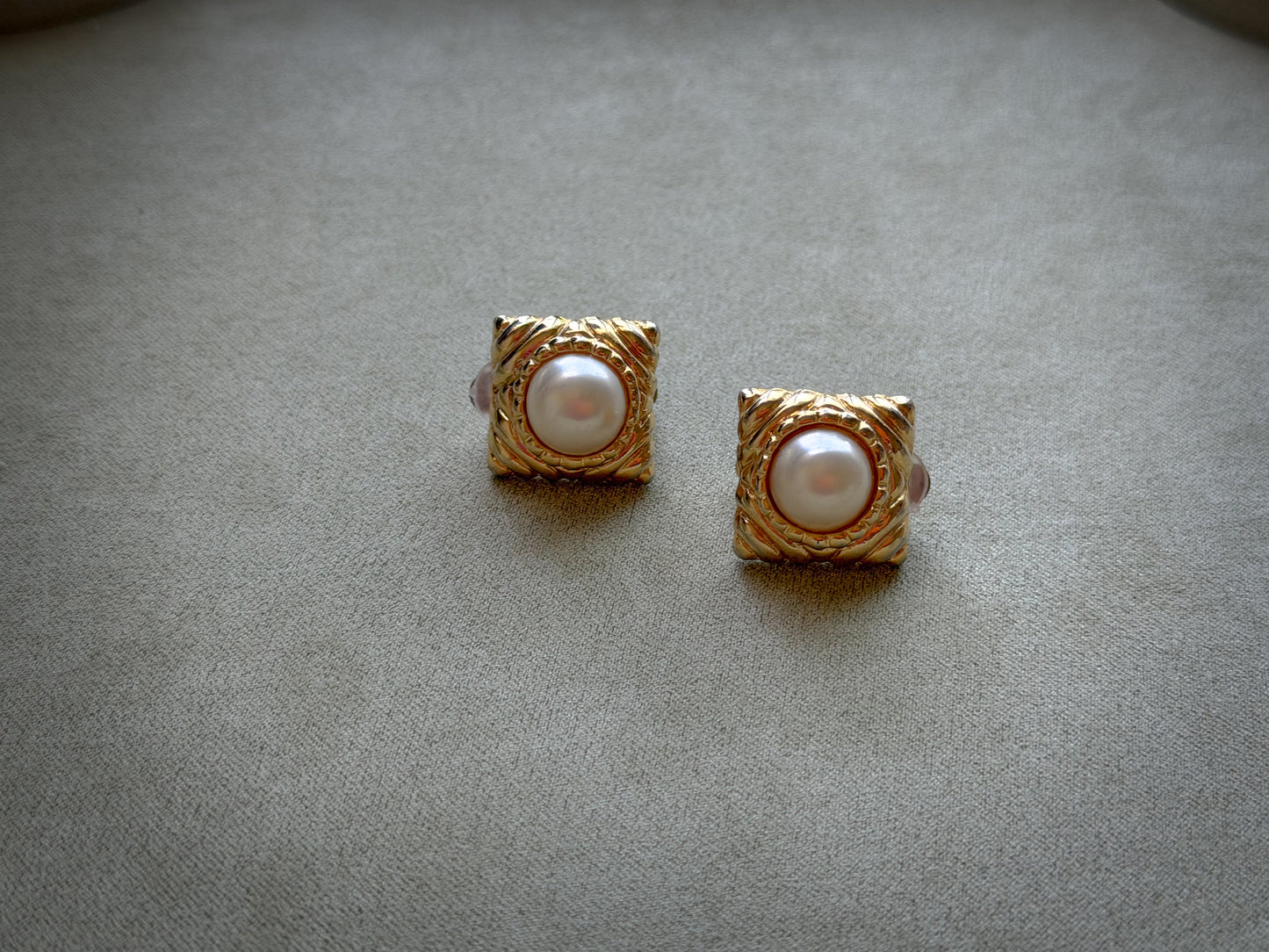 Gold-Tone Textured Square Faux Pearl Clip-On Earrings | Classic 1980s Statement