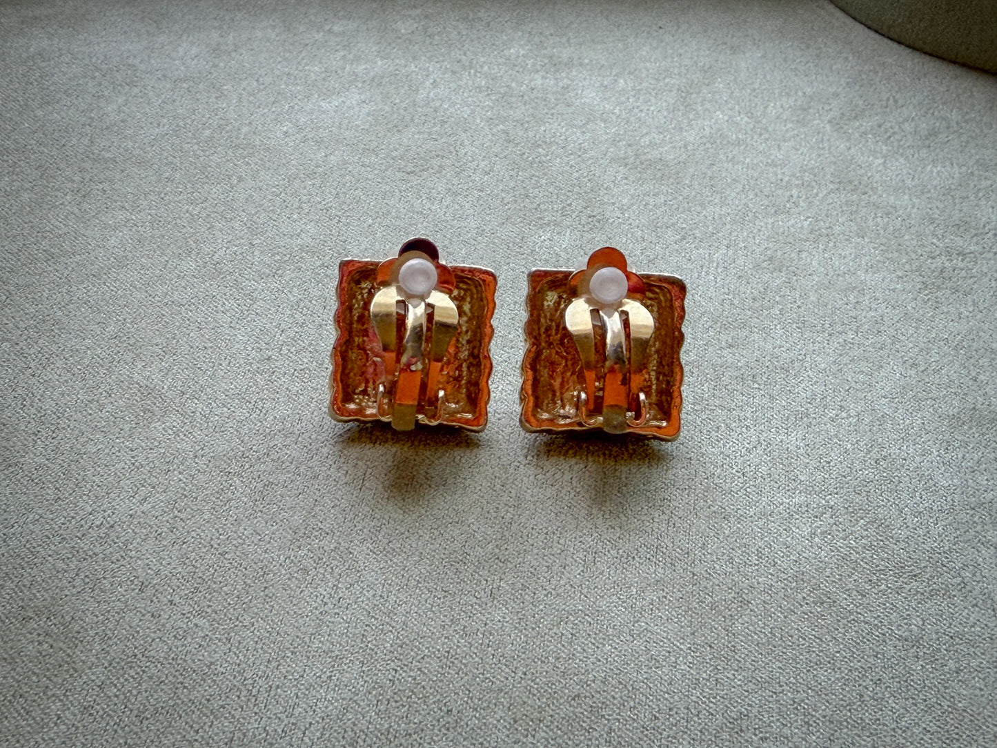 Gold-Tone Textured Square Faux Pearl Clip-On Earrings | Classic 1980s Statement