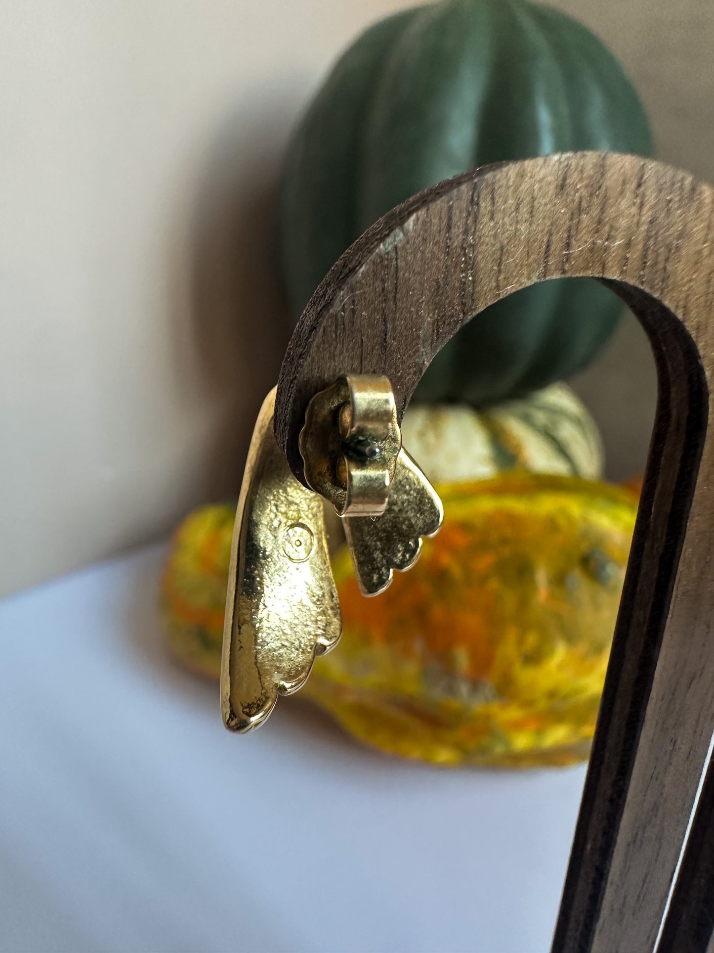 1980s Gold Small Earrings with Three Lines