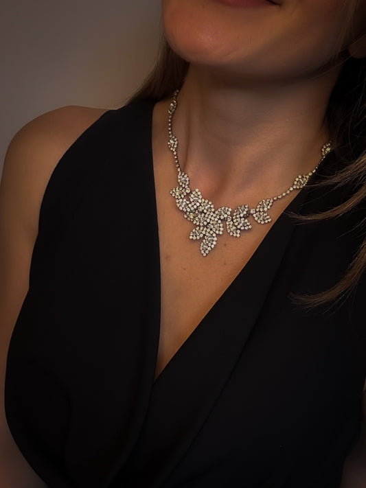 AFJ Rhinestone Statement Necklace – Leaf Motif Bib Design