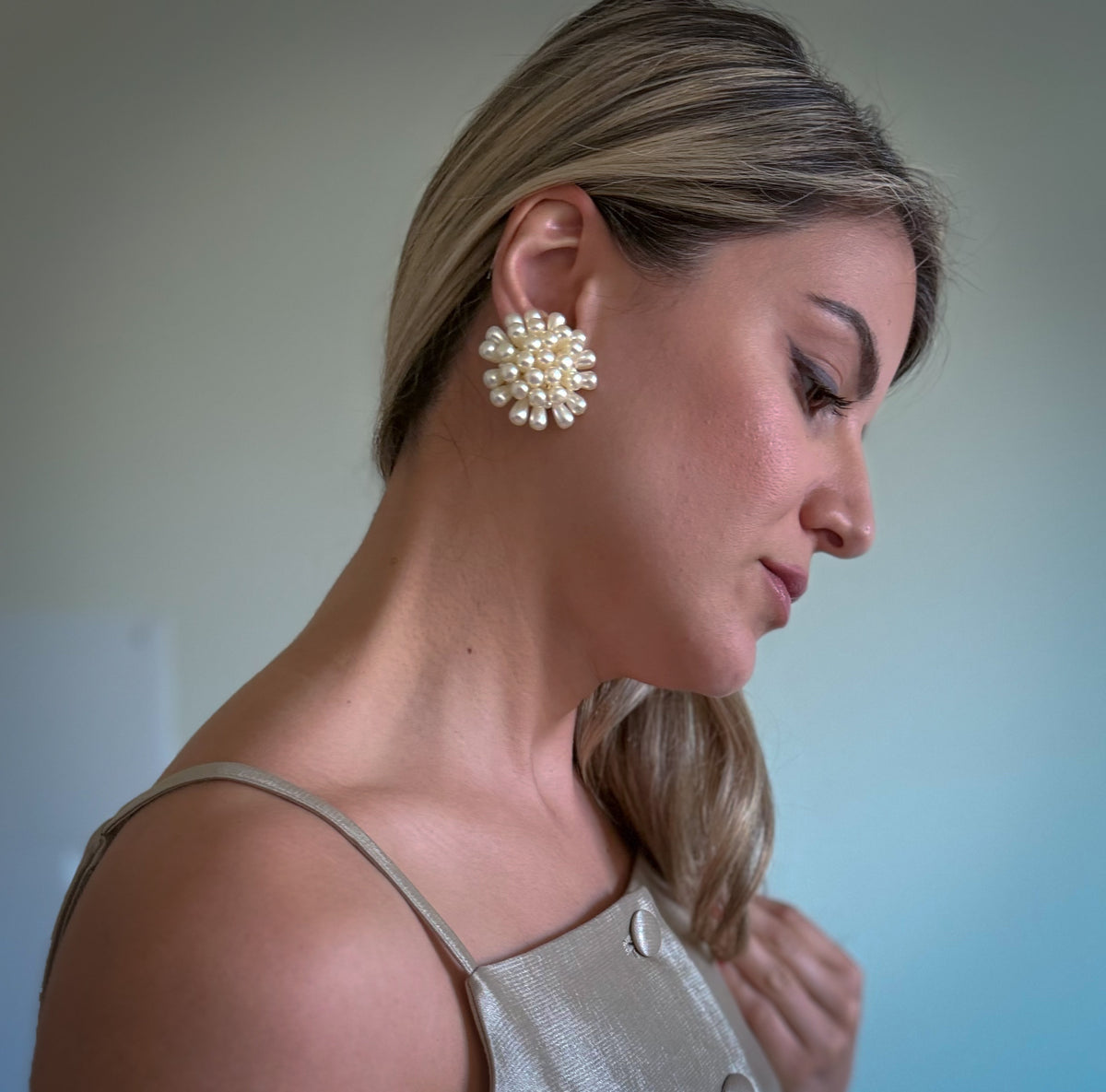 Faux Pearl Cluster Flower Clip-On Earrings – Statement Pearl Burst Earrings