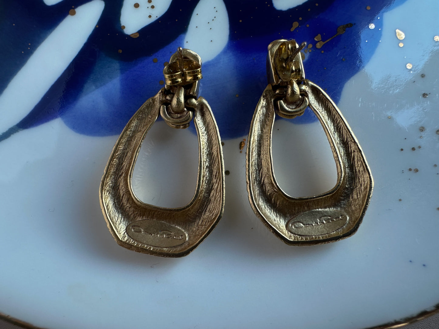 1990s Oscar de la Renta Gold Drop Earrings